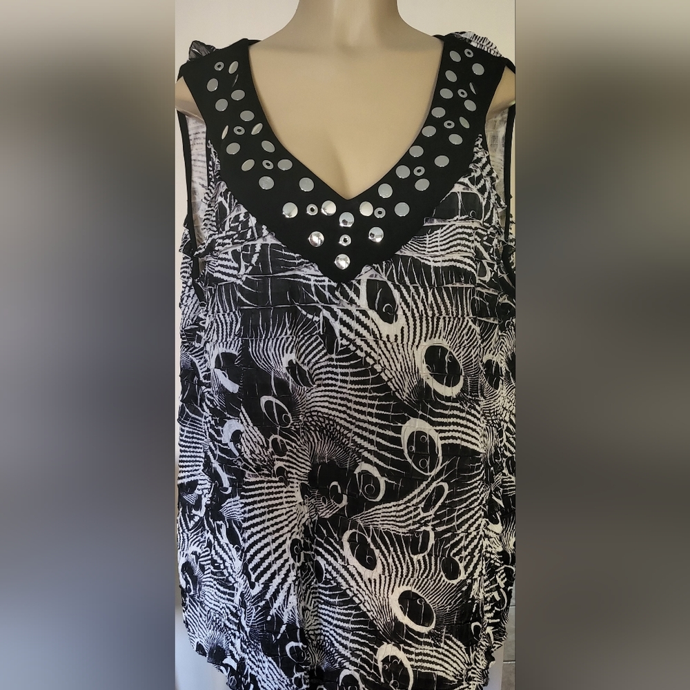 Mixed media plus size tank top